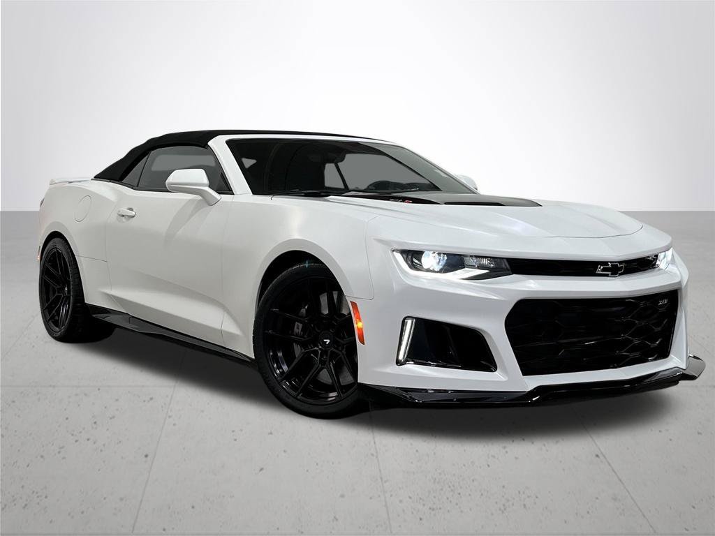 Used 2023 Chevrolet Camaro ZL1 RWD image 28