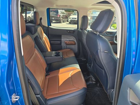 Used 2022 Ford Maverick Lariat w/ Lariat Luxury Package AWD/4WD image 13