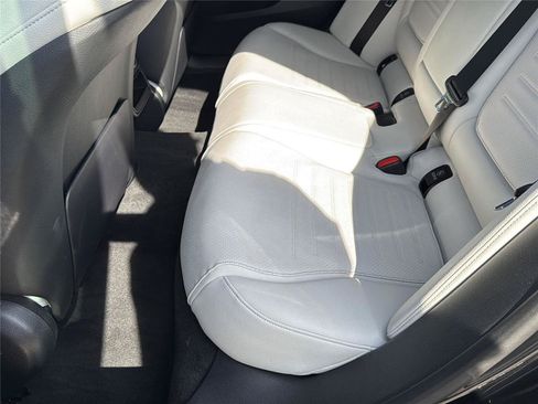 Used 2023 Mercedes-Benz C 300 Sedan image 24