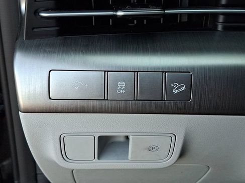 Used 2024 Hyundai Kona SEL AWD/4WD image 28