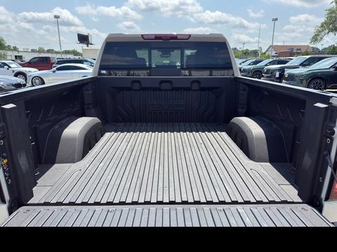 Used 2026 GMC Sierra 1500 AT4 w/ AT4 Premium Package AWD/4WD image 33