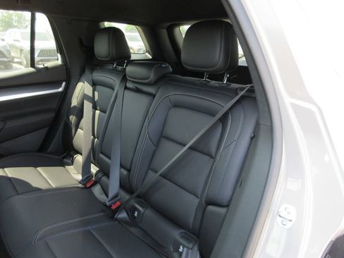 New 2027 GMC Terrain Elevation w/ Elevation Premium Package FWD image 10