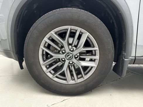 Used 2023 Nissan Rogue S AWD/4WD image 12