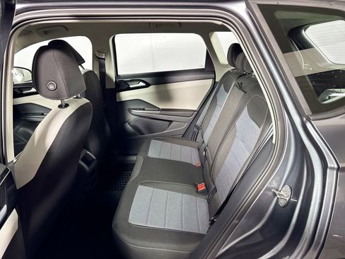 New 2025 Volkswagen Taos S image 19