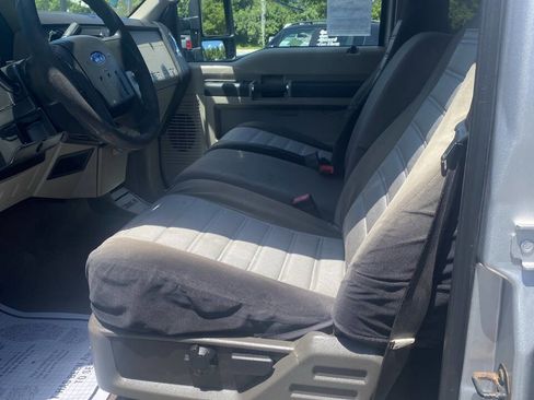 Used 2010 Ford F250 XLT AWD/4WD image 11
