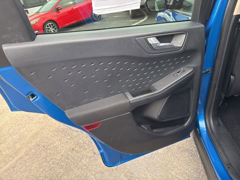 Used 2020 Ford Escape SE Sport image 24