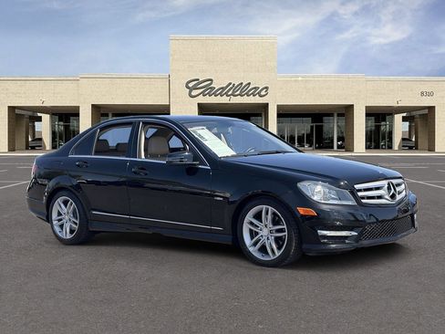 Used 2012 Mercedes-Benz C 250 Sedan image 3