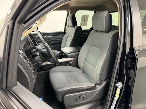 Used 2020 RAM 1500 Big Horn AWD/4WD image 18