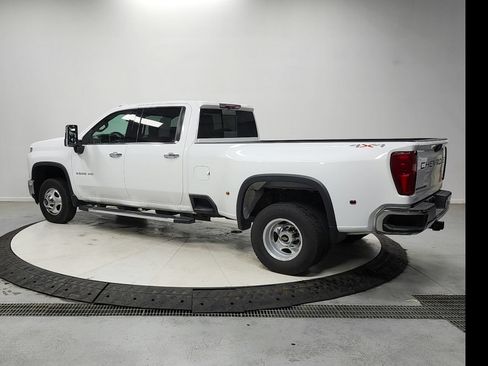 Used 2023 Chevrolet Silverado 3500 LTZ w/ LTZ Convenience Package AWD/4WD image 5
