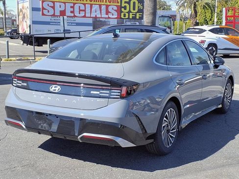 New 2026 Hyundai Sonata SEL FWD image 4