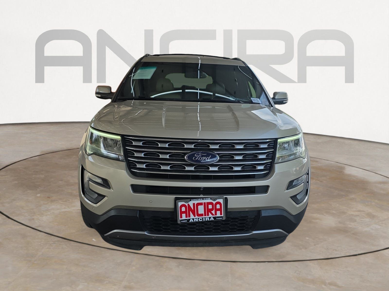 Used 2017 Ford Explorer Limited FWD image 2