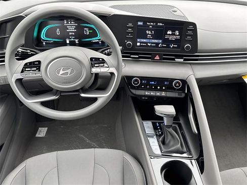 New 2026 Hyundai Elantra Blue image 22