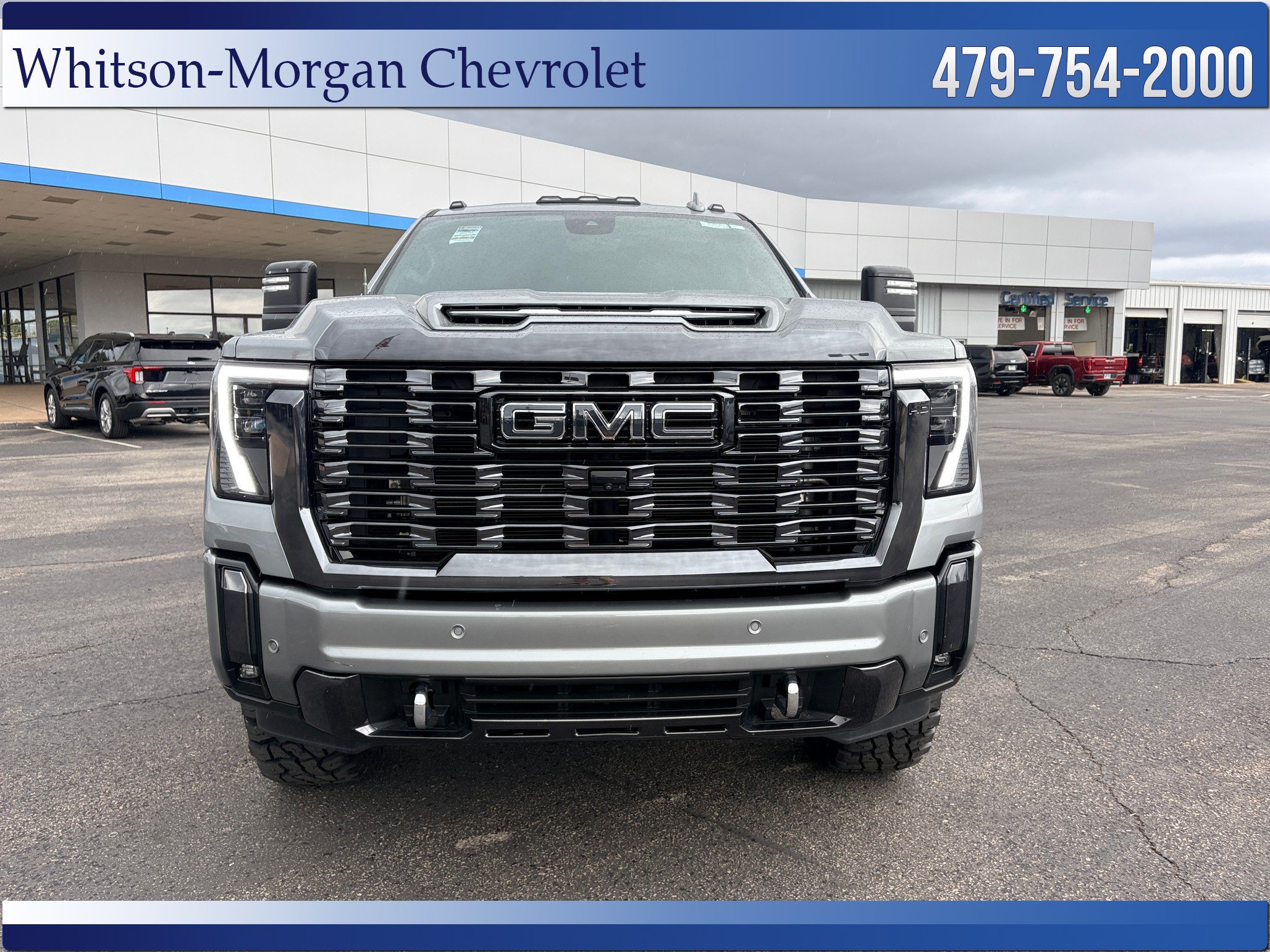 Used 2024 GMC Sierra 2500 Denali Ultimate AWD/4WD image 2