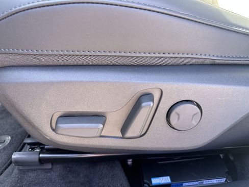 New 2025 Kia Niro Wave w/ Wave Preserve Package FWD image 16