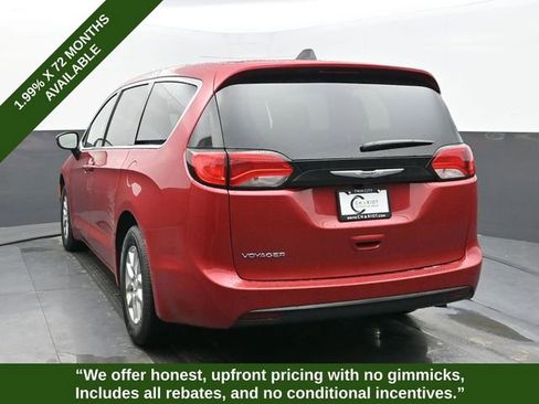 New 2026 Chrysler Voyager LX image 4