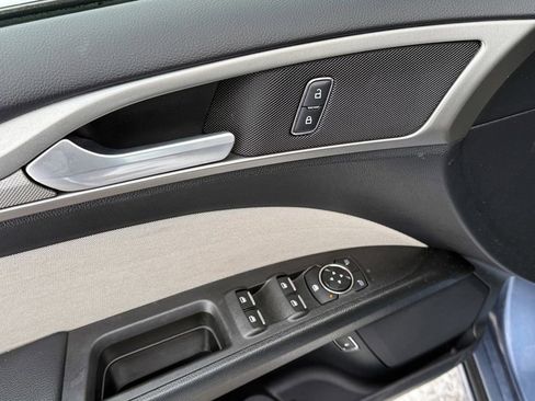 Used 2018 Ford Fusion S image 10