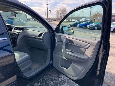 Used 2016 Chevrolet Traverse LT AWD/4WD image 14