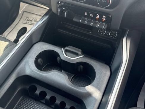 Used 2022 RAM 1500 Big Horn AWD/4WD image 23