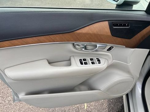 Used 2020 Volvo XC90 T6 Inscription AWD/4WD image 13