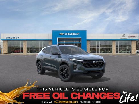 New 2026 Chevrolet Trax LT w/ Driver Confidence Package FWD image 1