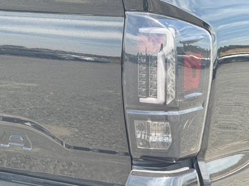 Used 2020 Toyota Tacoma SR5 AWD/4WD image 49