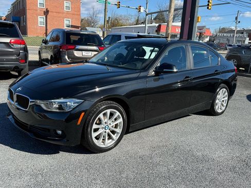 Used 2018 BMW 320i xDrive Sedan w/ Convenience Package image 15