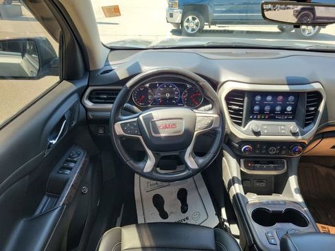 Used 2021 GMC Acadia Denali w/ Denali Ultimate Package AWD/4WD image 13