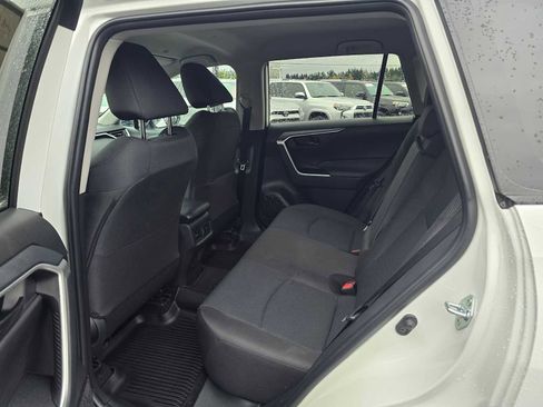 Certified 2025 Toyota RAV4 LE image 18
