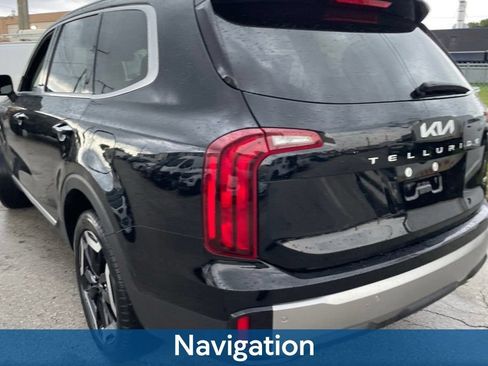 Used 2025 Kia Telluride S AWD/4WD image 5