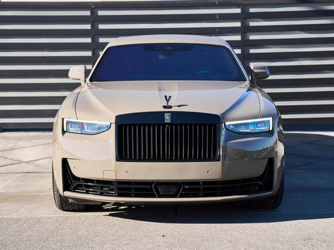 Used 2025 Rolls-Royce Ghost AWD/4WD image 15