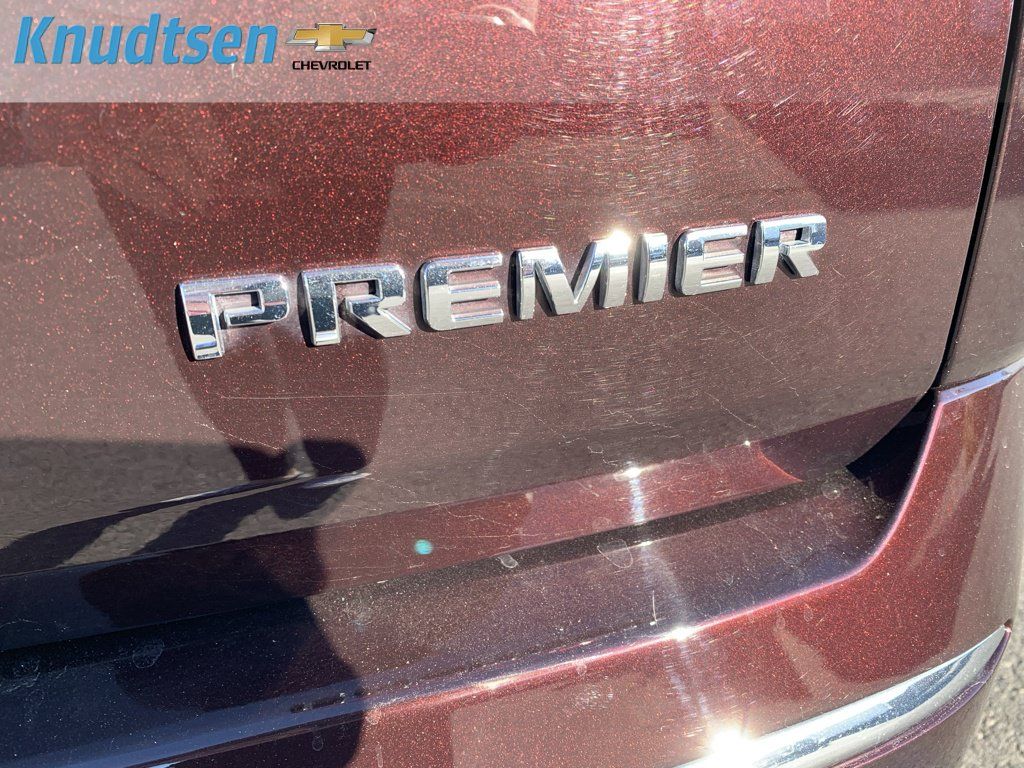 Used 2021 Chevrolet Traverse Premier w/ LPO, Floor Liner Package AWD/4WD image 9
