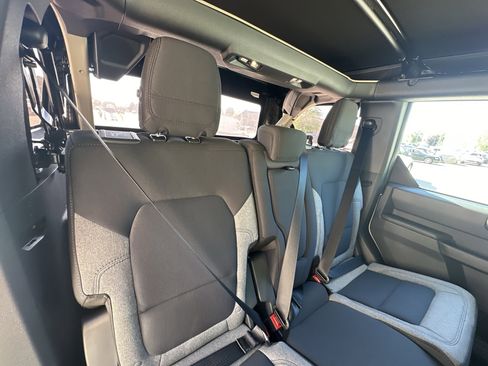 New 2025 Ford Bronco 4-Door w/ Sasquatch Package image 31