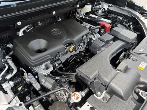 Certified 2024 Toyota RAV4 XLE w/ Convenience Package FWD image 22