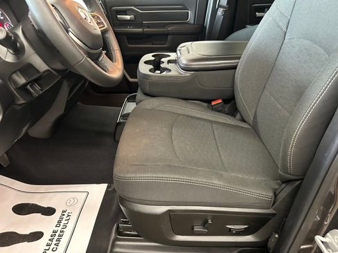 Certified 2025 RAM 2500 Big Horn AWD/4WD image 16