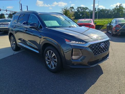 Used 2020 Hyundai Santa Fe SEL w/ Convenience + Premium Package FWD image 3