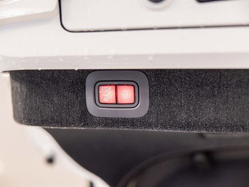 New 2026 Aston Martin DBX 707 image 16