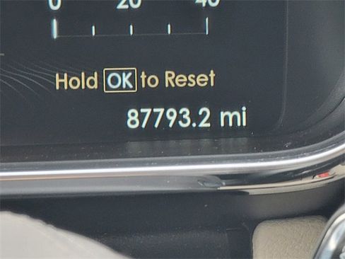 Used 2020 Lincoln Continental w/ Premium Package image 36