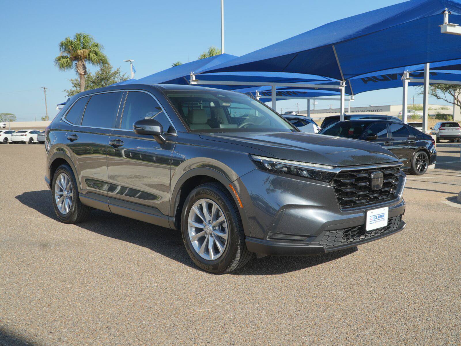 Used 2025 Honda CR-V EX image 4