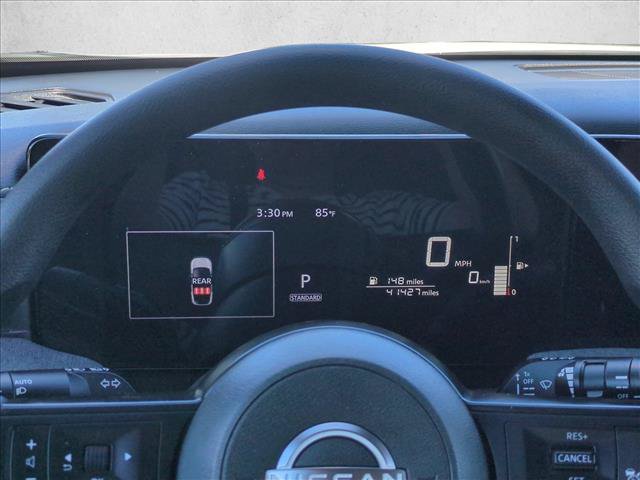 Used 2025 Nissan Kicks SV AWD/4WD image 11