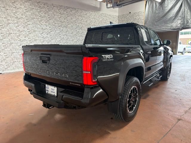 Used 2024 Toyota Tacoma TRD Off-Road w/ TRD Off Road Upgrade Package AWD/4WD image 7