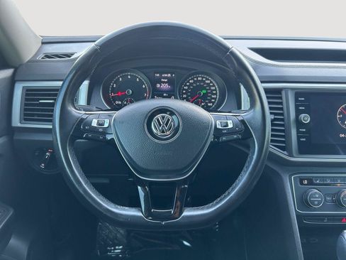Used 2019 Volkswagen Atlas SE w/ Towing Package AWD/4WD image 6