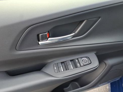 New 2026 Toyota Prius Plug-In Hybrid image 12