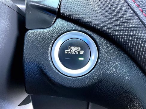 Used 2024 Chevrolet Equinox RS AWD/4WD image 32