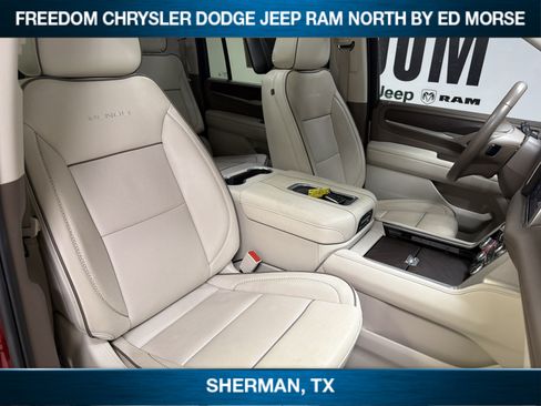 Used 2023 GMC Yukon XL Denali w/ Denali Reserve Package AWD/4WD image 10