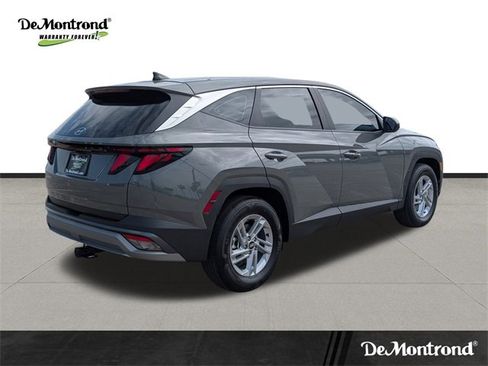 New 2026 Hyundai Tucson SE image 5