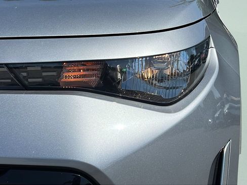 Used 2025 Kia Soul GT-Line FWD image 25