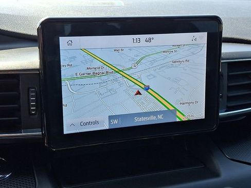 Used 2020 Ford Explorer ST image 17