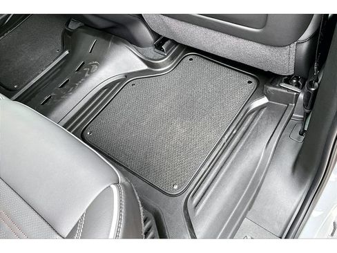 Used 2025 GMC Sierra 1500 AT4X AWD/4WD image 43