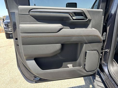 New 2026 GMC Sierra 2500 AT4 w/ AT4 Premium Plus Package AWD/4WD image 24