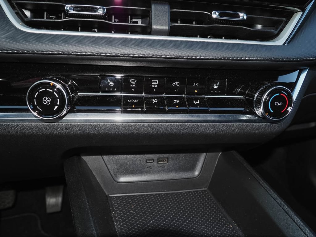 Certified 2026 Chevrolet Equinox LT FWD image 14